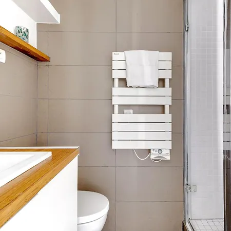 Bright Flat Champs-elysees Flat Daire Paris